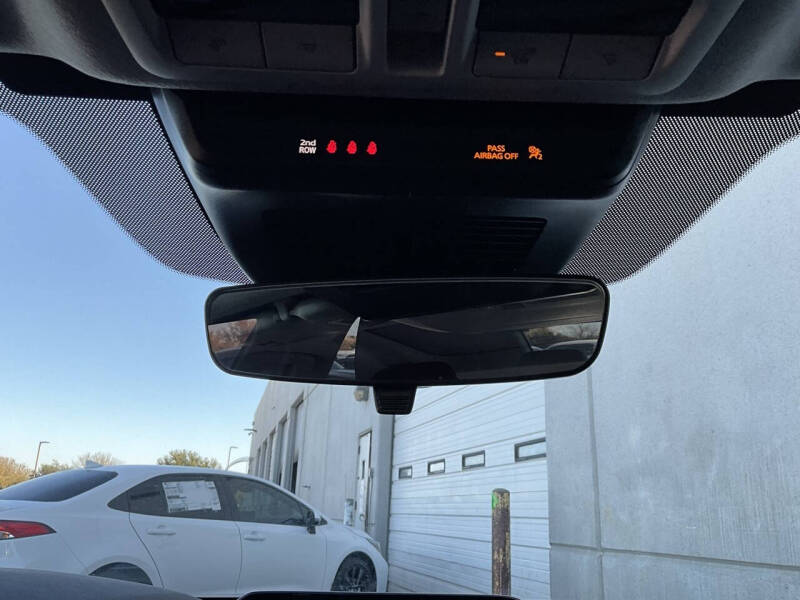 2025 Mazda Mazda3 Sedan 2.5 S Carbon Edition