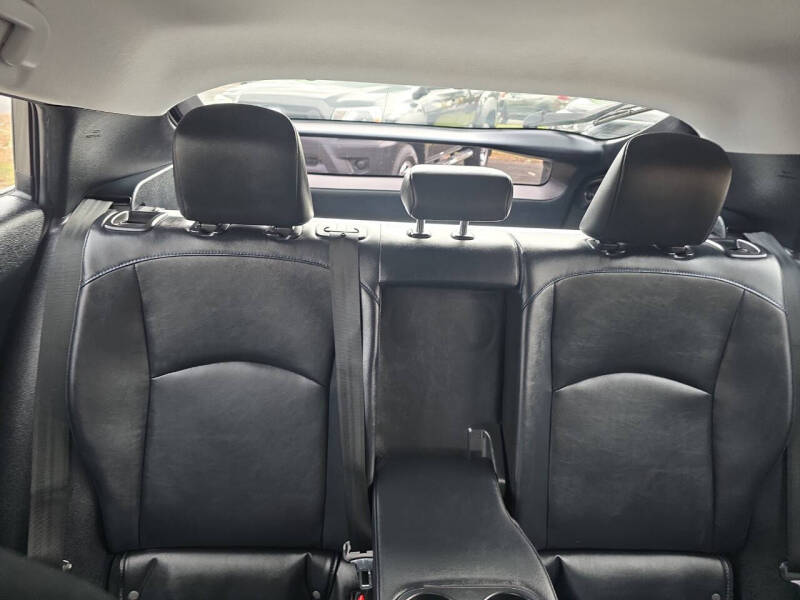 2018 Toyota Prius Four Touring