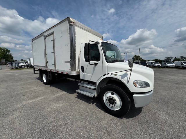 2017 Freightliner M2 106