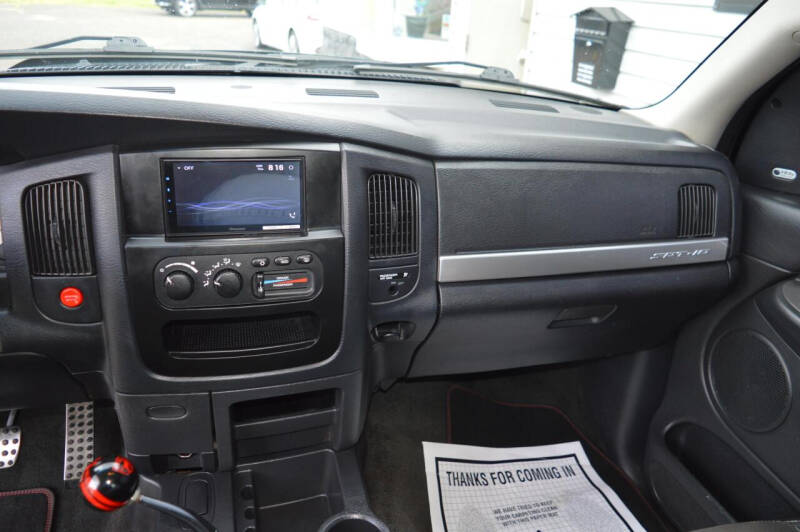 2004 Dodge Ram 1500 SRT-10