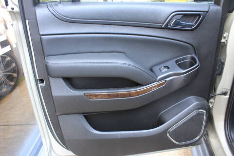 2017 Chevrolet Suburban LT