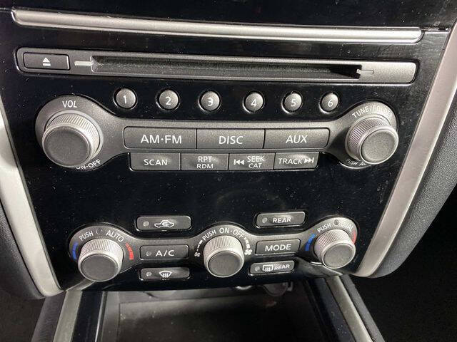 2014 Nissan Pathfinder SV