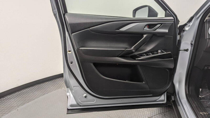 2023 Mazda CX-9 Touring Plus