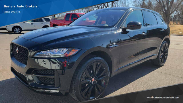 2017 Jaguar F-Pace R-Sport's photo