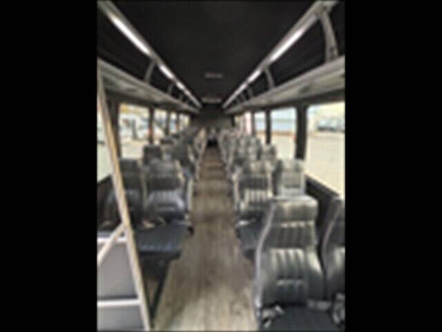 2017 Freightliner M2 106