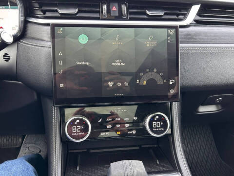 2024 Jaguar F-PACE P250 R-Dynamic S