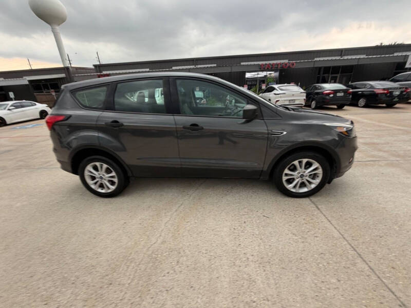 2019 Ford Escape S