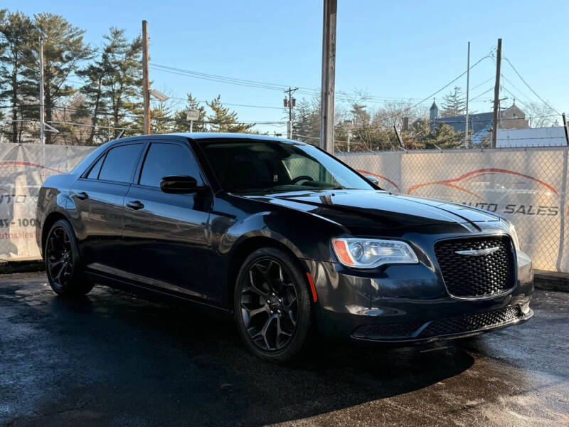 2019 Chrysler 300