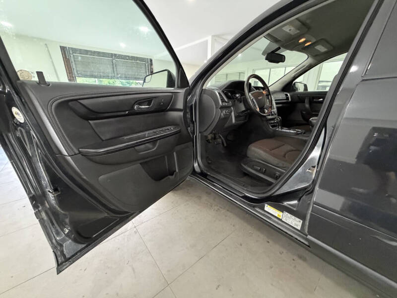 2014 GMC Acadia SLE-2