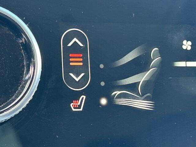 2025 Genesis GV70 2.5T Standard