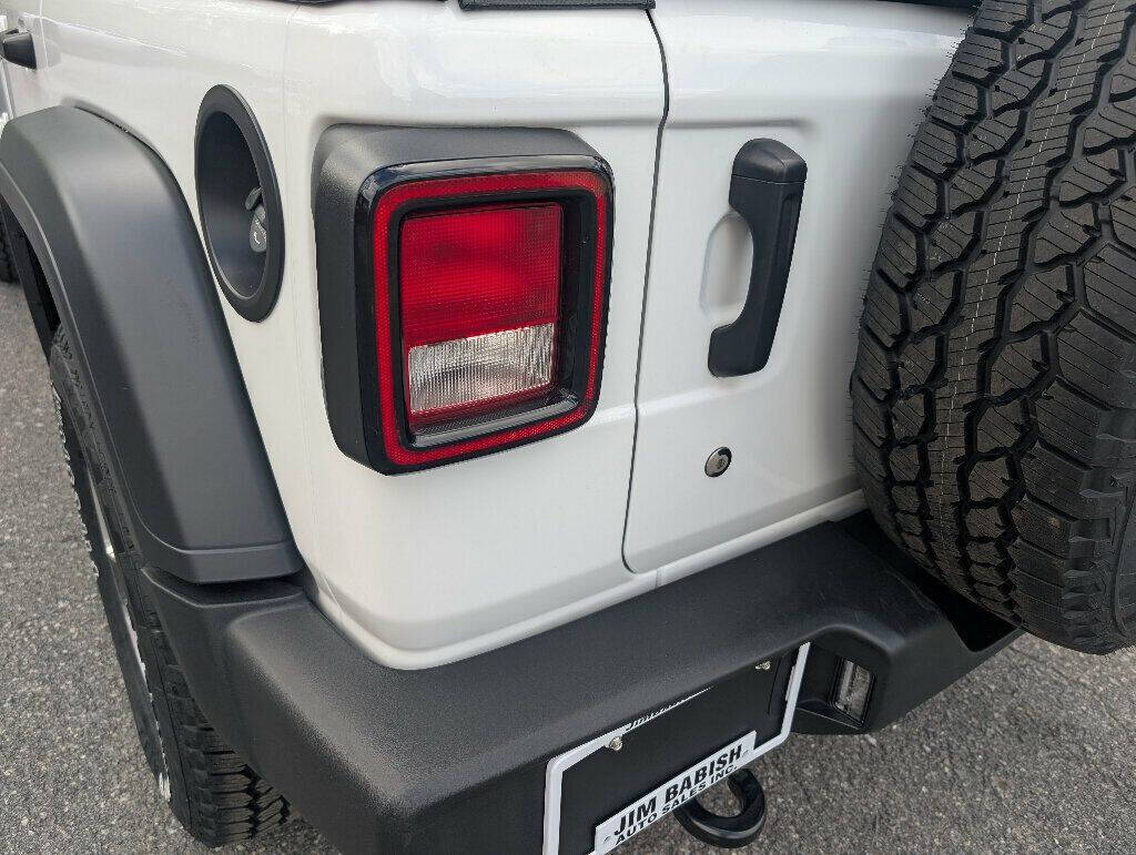 2023 Jeep Wrangler 43
