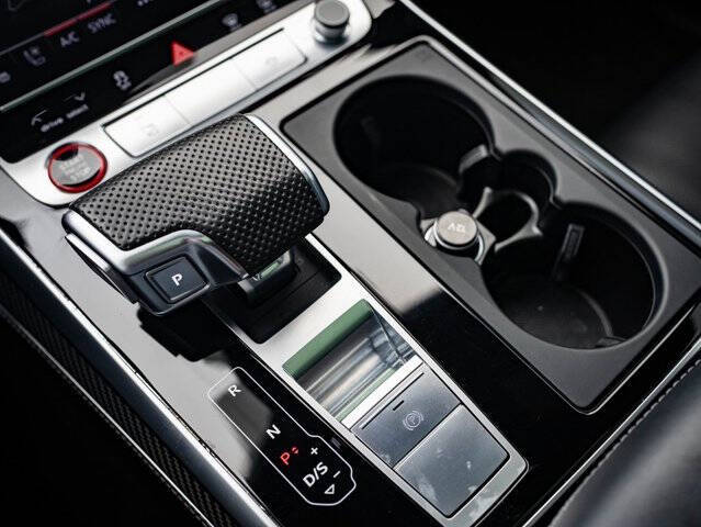 2024 Audi SQ8 4.0T quattro Premium Plus