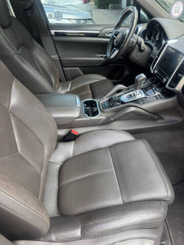 2017 Porsche Cayenne