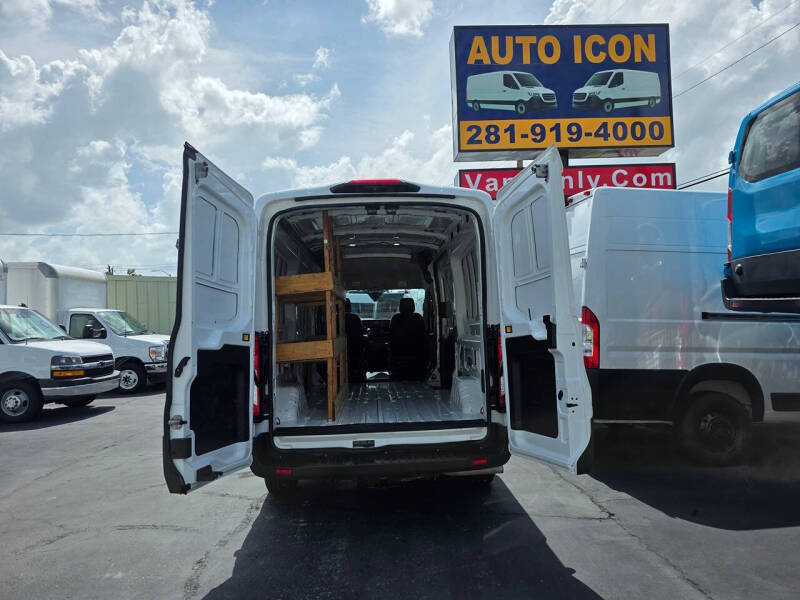 2022 Ford Transit 250