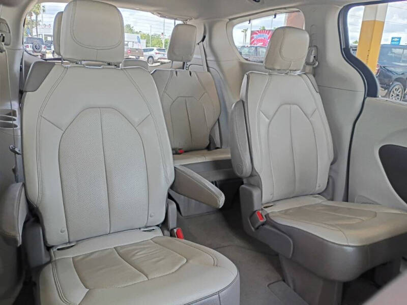 2018 Chrysler Pacifica Touring L