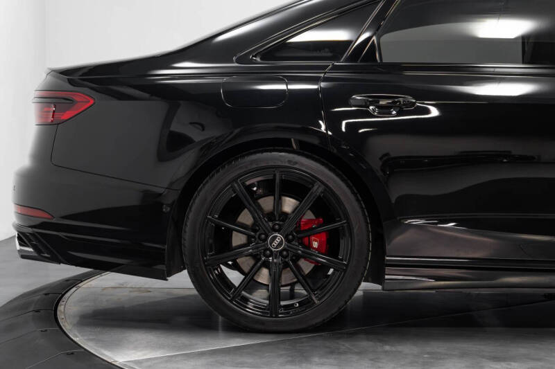 2023 Audi S8 4.0T quattro