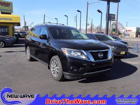 2013 Nissan Pathfinder for sale at New Wave Auto Brokers & Sales in Denver CO