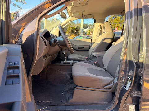 2012 Nissan Xterra X