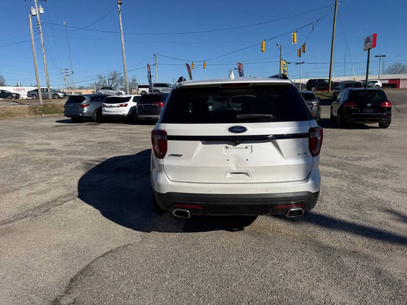 2016 Ford Explorer Sport