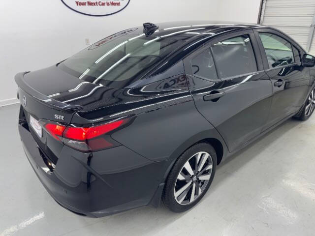 2020 Nissan Versa SR