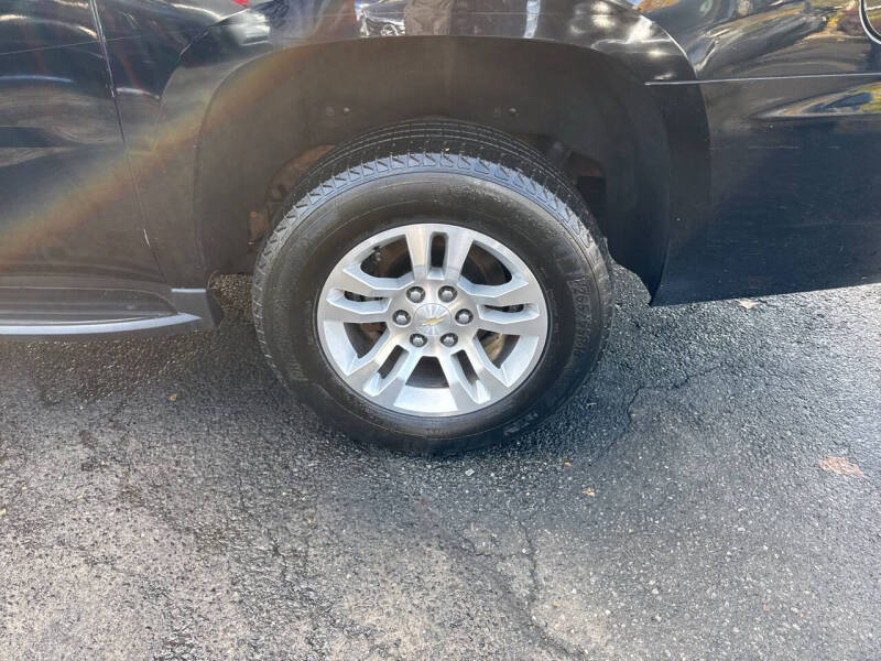 2017 Chevrolet Suburban LT