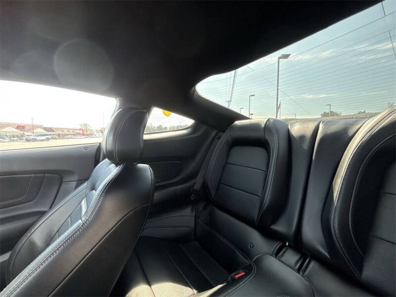 2022 Ford Mustang Mach 1