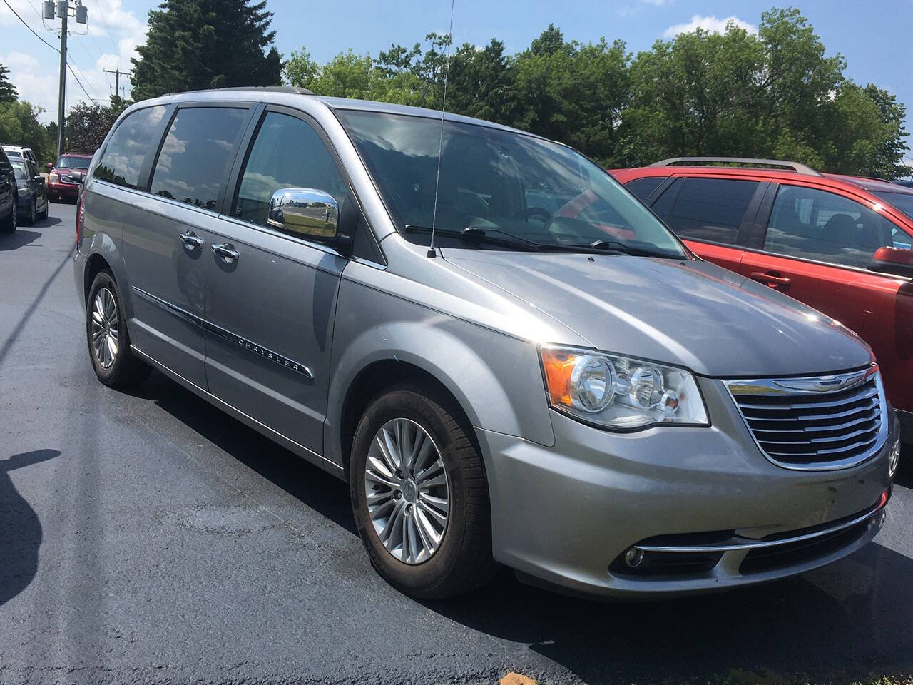 2015 Chrysler Town and Country for sale at Bob and Jill's Drive and Buy in Bemidji, MN