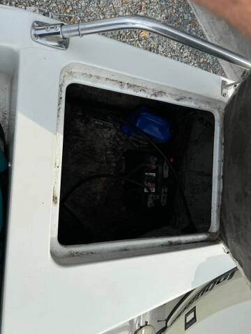 1997 Hurricane SunDeck Sport 185 OB