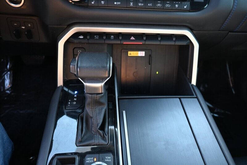 2022 Toyota Tundra Platinum