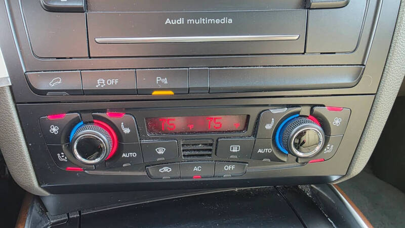 2012 Audi Q5 2.0T quattro Premium Plus