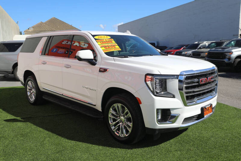 2023 GMC Yukon XL SLT
