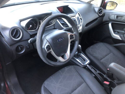 2013 Ford Fiesta SE