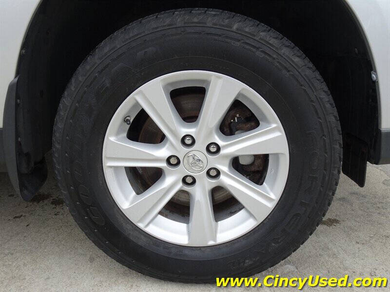 2011 Toyota Highlander SE