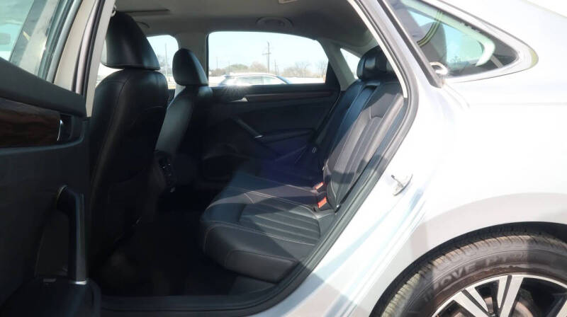 2020 Volkswagen Passat SEL