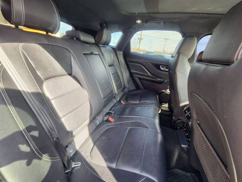 2017 Jaguar F-PACE S