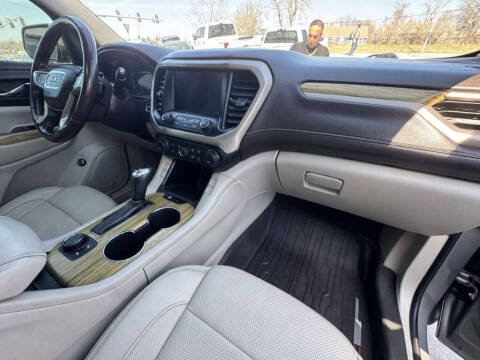 2019 GMC Acadia Denali