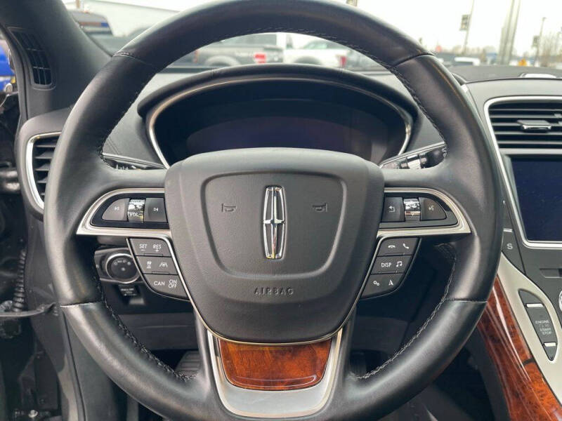 2020 Lincoln Nautilus Reserve