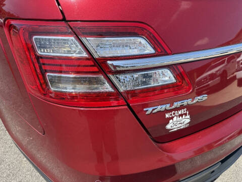 2017 Ford Taurus SEL
