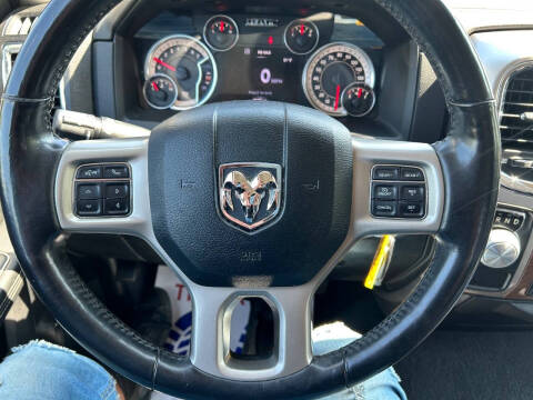 2017 RAM 1500 Laramie