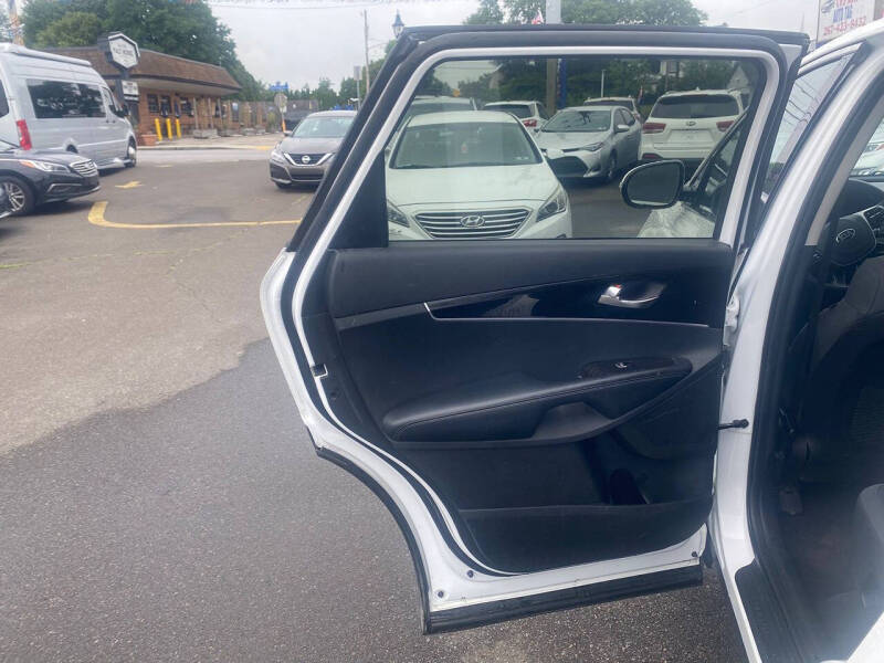 2020 Kia Sorento S V6