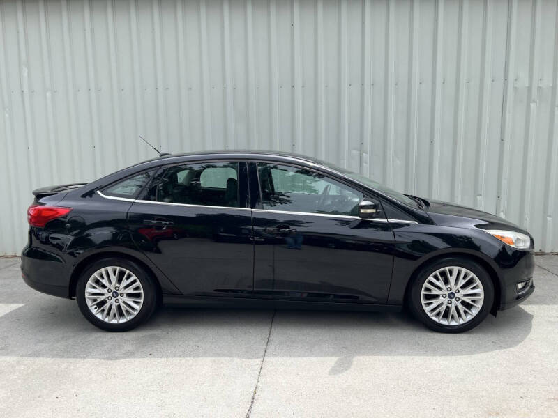 2017 Ford Focus Titanium