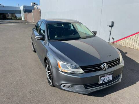2013 Volkswagen Jetta for sale at Easy Motors in Santa Ana CA