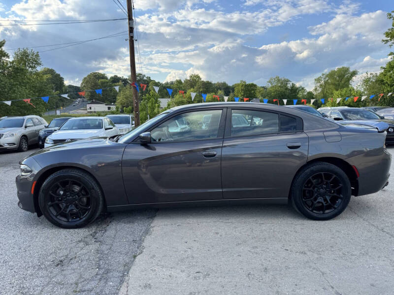 2017 Dodge Charger SXT