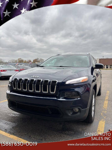 2014 Jeep Cherokee for sale at Daniel Auto Sales Inc in Clinton Township MI