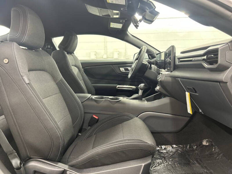 2025 Ford Mustang EcoBoost