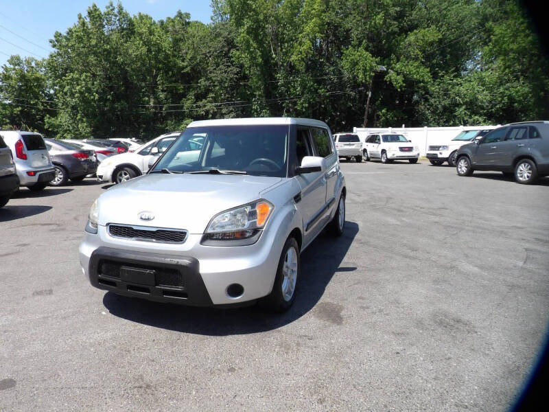 2010 Kia Soul +