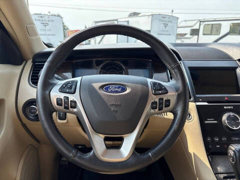 2018 Ford Taurus Limited