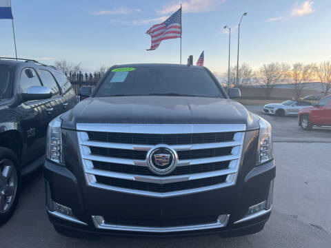 2015 Cadillac Escalade for sale at HERMANOS SANCHEZ AUTO SALES LLC in Dallas TX
