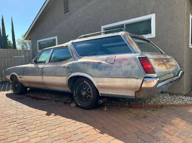 1972 Oldsmobile Vista Cruiser