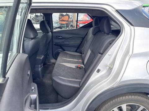 2020 Nissan Kicks SV